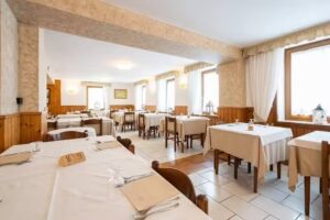 Albergo Ristorante Campomezzavia
