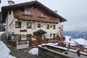 Albergo Ristorante Col Du Bard