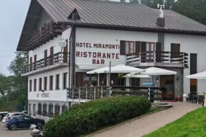 Albergo Ristorante Miramonti