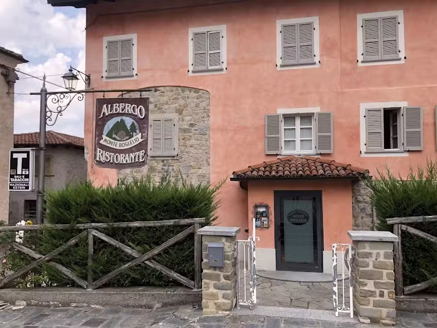 Albergo Ristorante Monte Boglelio Toso Maria