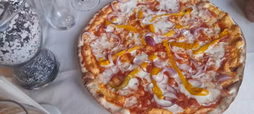 .Albergo Sirena e Ristorante Bazzani di Bazzani Andrea e Silvia Malavolta