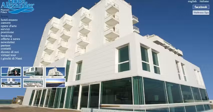 Alexander Museum Palace Hotel