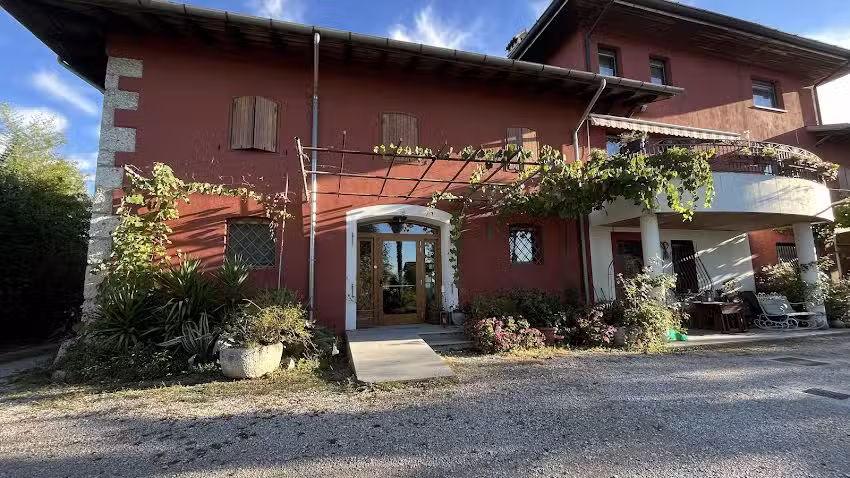 All’Antica Scuderia del Castello