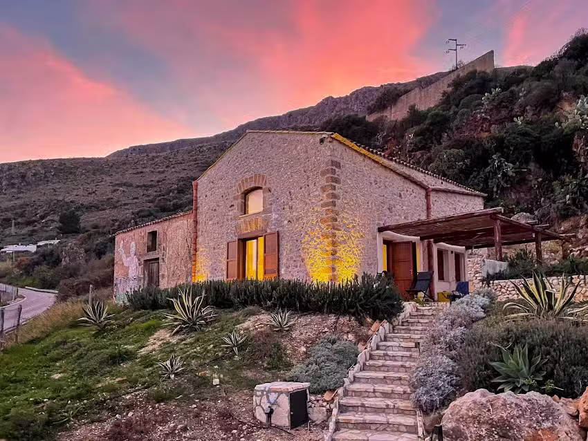 “Alla Riserva” Villa Riserva dello Zingaro