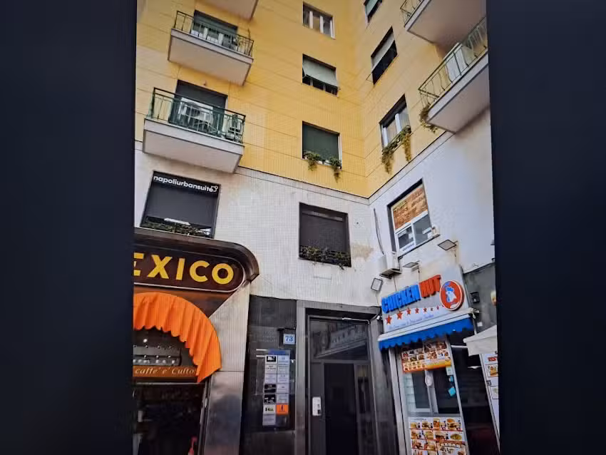 Alleria Rooms – Napoli