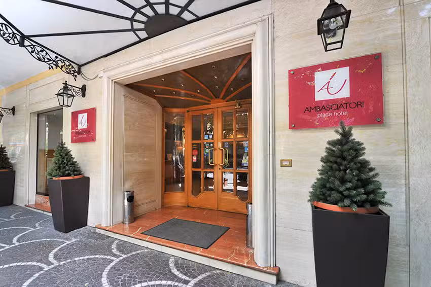 Ambasciatori Place Hotel