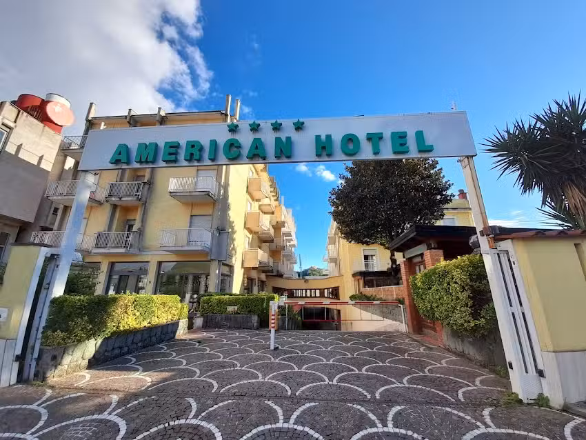 American Hotel