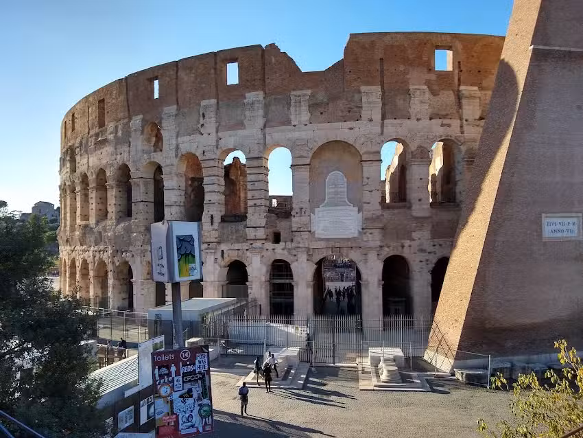 Amica Roma Guest House