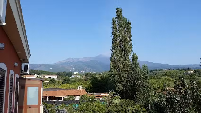 Anthea Dell’ Etna