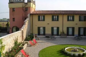 Antica Corte “La Valle”