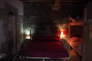 Antica Foresteria di Tòsina- Agri Rifugio Escursionistico