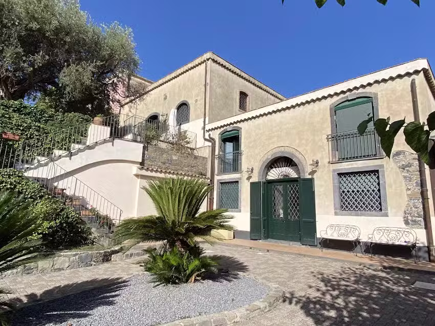 Antico Borgo Country Hotel