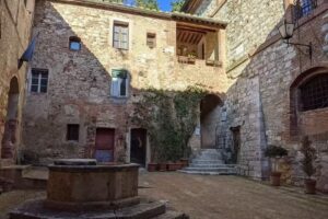 Antico Granaione B&B Residenza d’Epoca IT052026B9LCNLYMEY