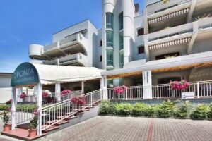 Aparthotel Ponza – CIN IT030049A1AJHA84NJ