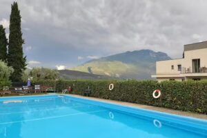 Apartment Waterfall and Pool