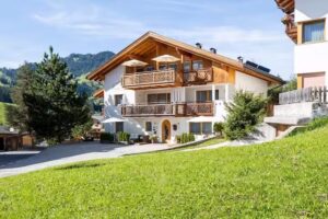 Apartments Chalet Maria