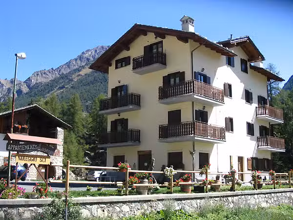 Appartamenti Vacanze Luseney