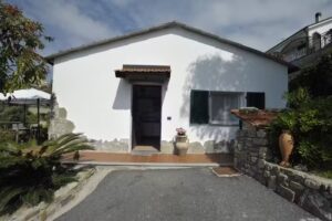 APPARTMENT alla collina sul mare