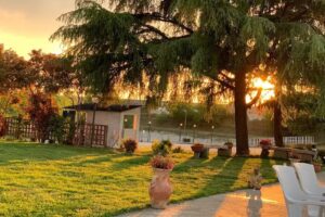 Area sosta Camper Laghetto New Fantasy