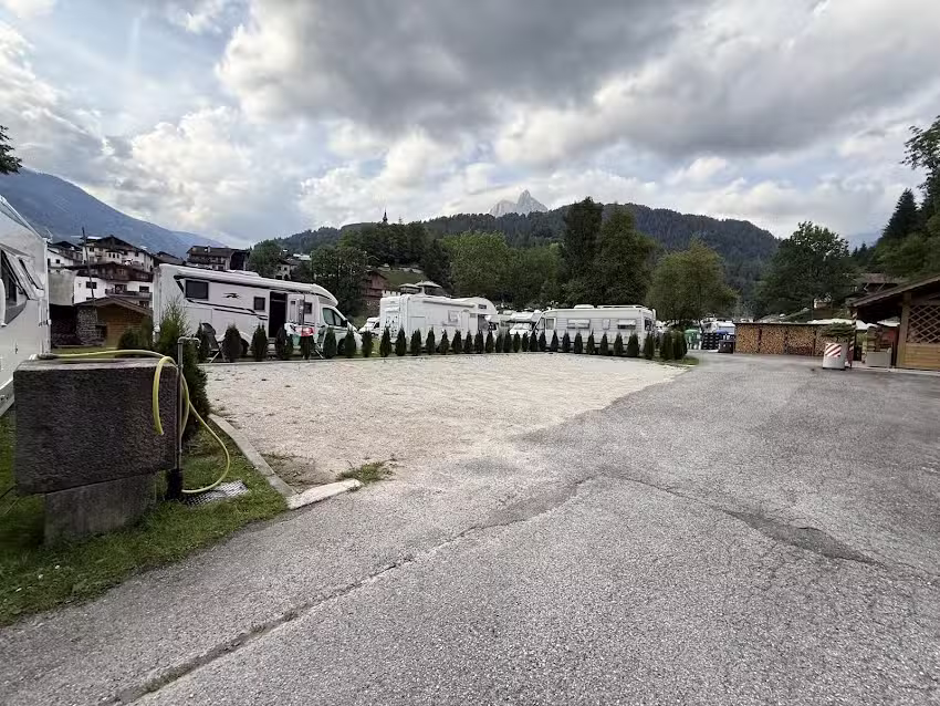 Area Sosta Camper – Lanterna Verde