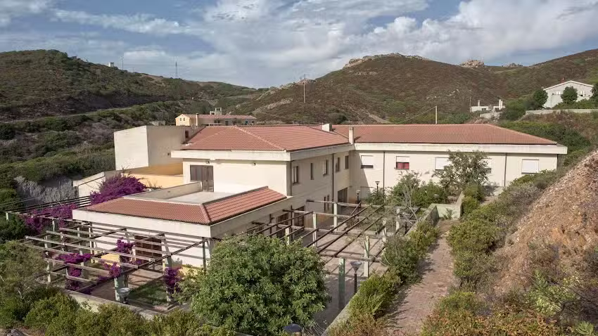 Argentiera inn Hotel & Hostel