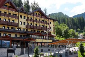 Armon Greenblu Hotel & Wellness