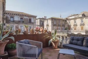Asmundo di Gisira – Art Market Living Boutique