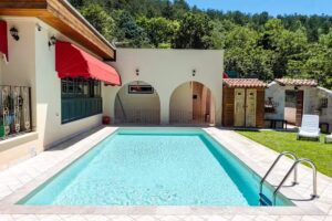 B&B Aria di Bosco – Alloggio incantevole con piscina