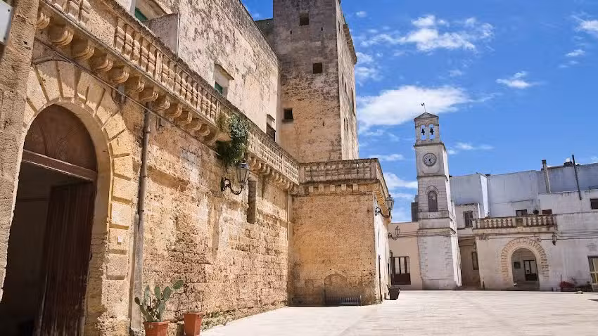 B&B CASA BIANCA FELLINE