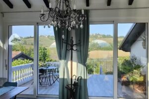 B&B Casa Favari CIN IT033049C12IFS3XXN