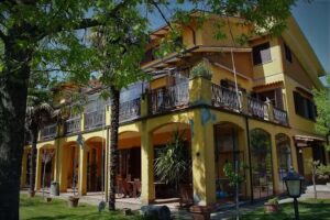 b&b casa vacanze “Guardalaluna”