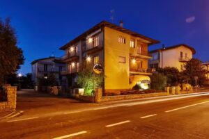 B&B Cavalli & Co. Arezzo