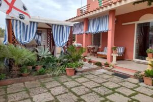 B.& B.colonne Di Tharros