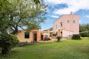 B&b Flegrea House Villa appartamenti bed and breakfast