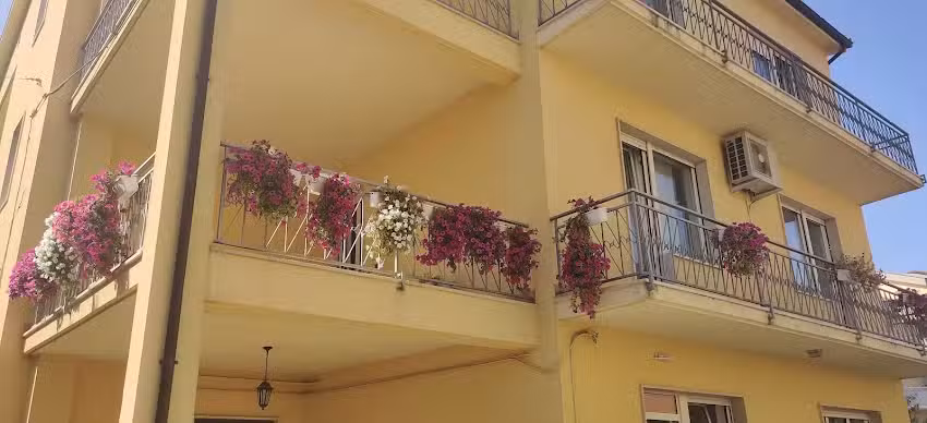 B&B Flowers Sweet Rooms