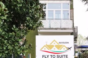 B&B FLYTOSUITE 25 Posti Letto 3 Suite Delux