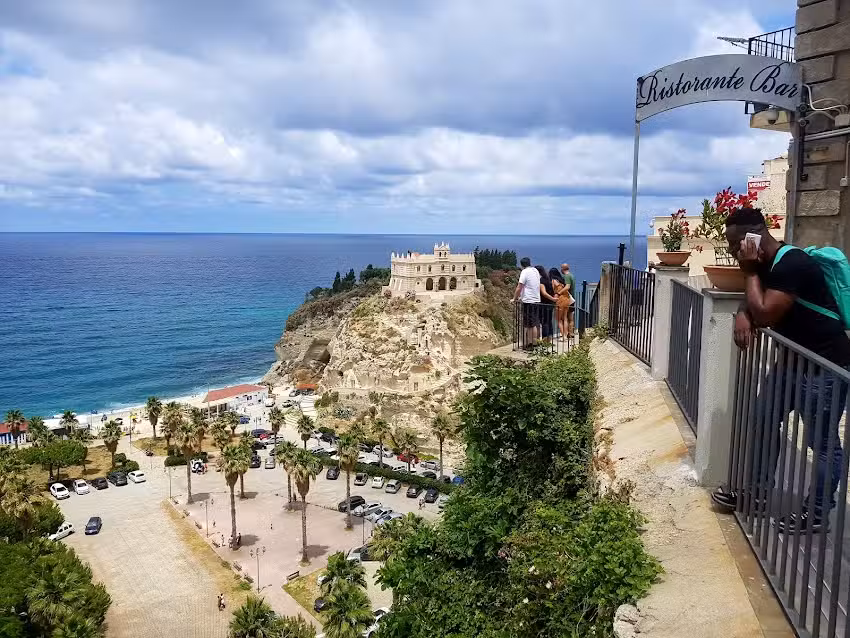 B&B Holiday Tropea