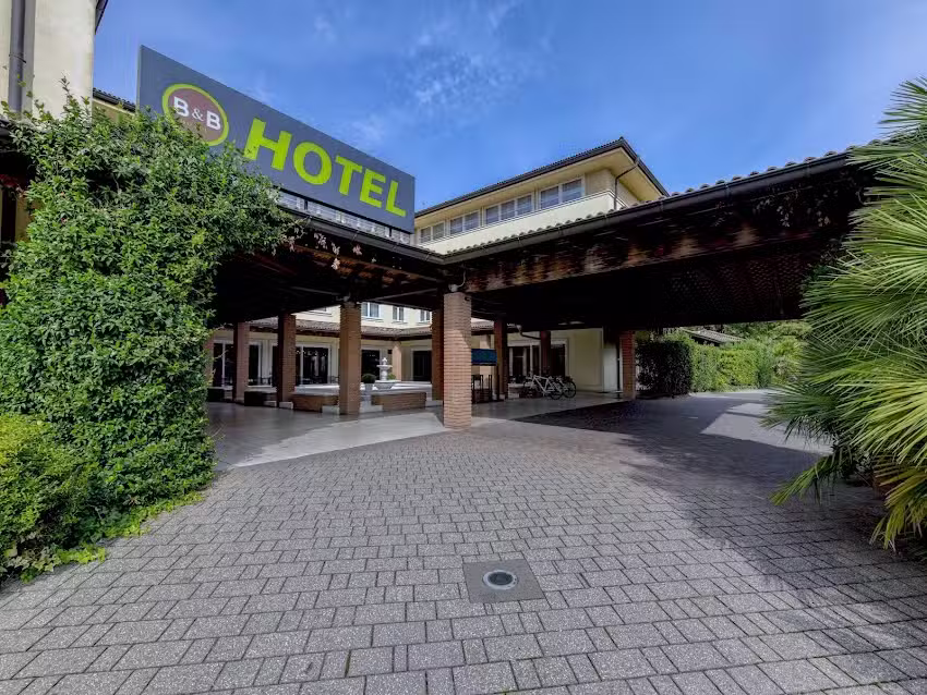 B&B HOTEL Affi Lago di Garda