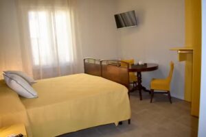 B&B “Il Trovatore Rooms”