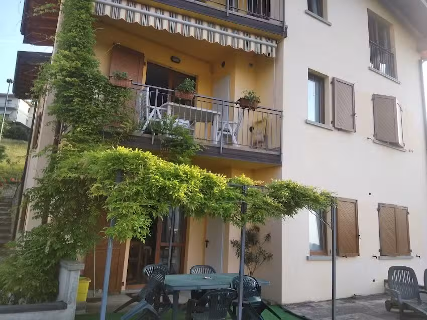 B&B Miravalle Scanzorosciate | Bed and Breakfast Bergamo CIN: IT016194C1CHPXAOEP