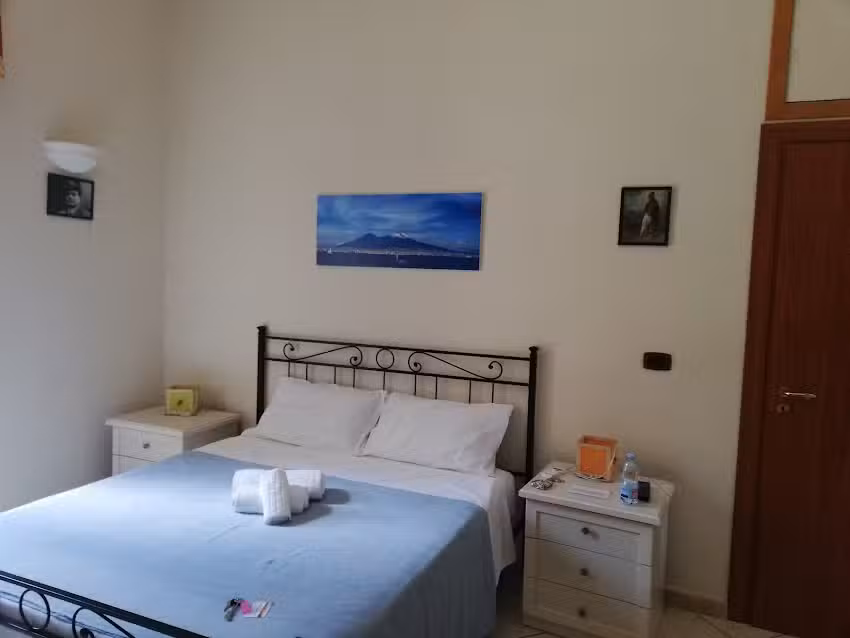 B&B MITILINI Central Station