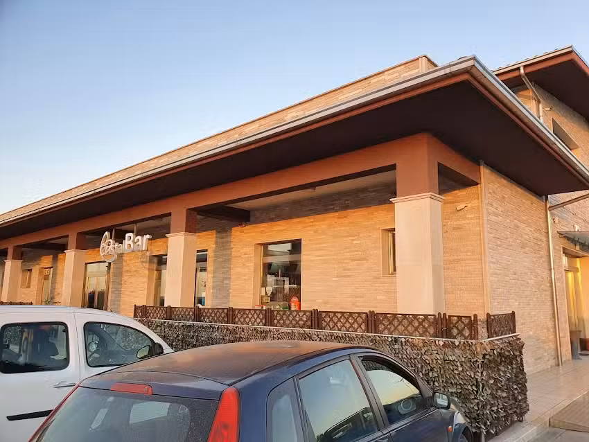 B&B RISTOBAR CRISTAL AGE (Siria b&b)