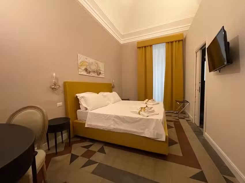B&B Romeo Luxury Rooms