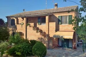 B&B “Sole e Luna” (Pernottamento e prima colazione)