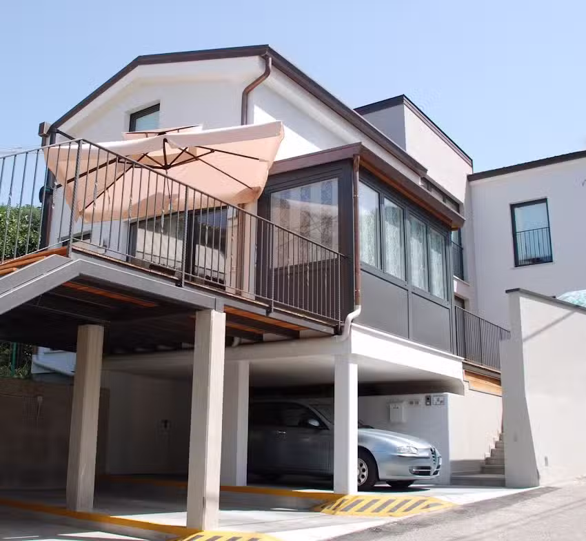 B&B Sotto il Faro (con parking)