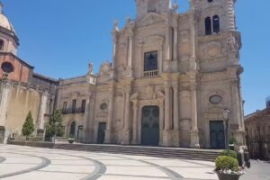 B&B THE ARTISTS ACIREALE