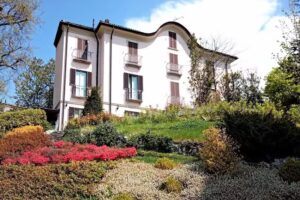 B&B Villa Regina Brunate