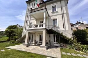 B&B White Lilac, Arona, Lago Maggiore