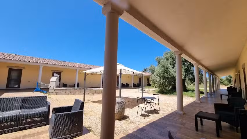 B & B with swimming-pool in Badesi