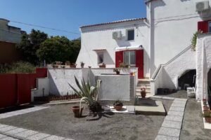 b e b villa teresa- Boscotrecase-NA. CIN-IT063009C1VKJH23XC